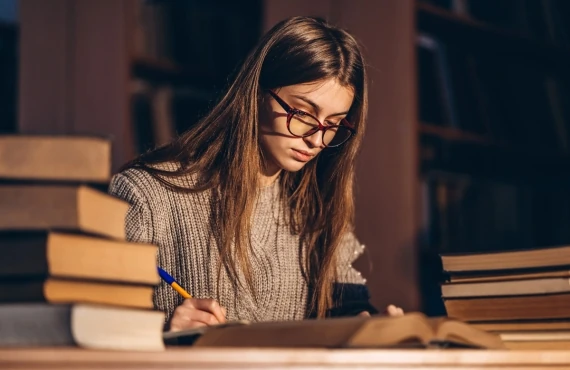 Estudiante